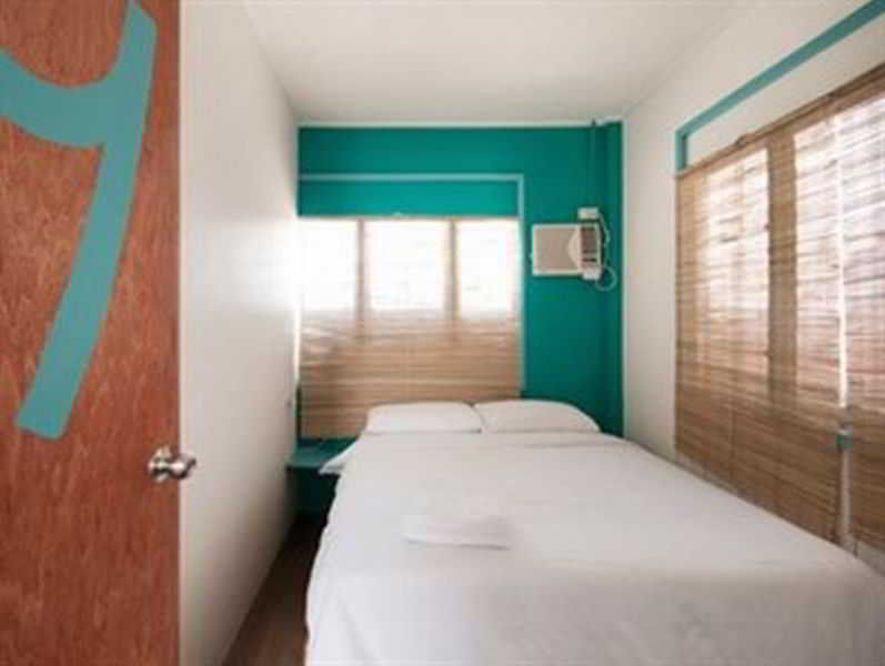 Mnl Boutique Hostel Makati City Exterior foto