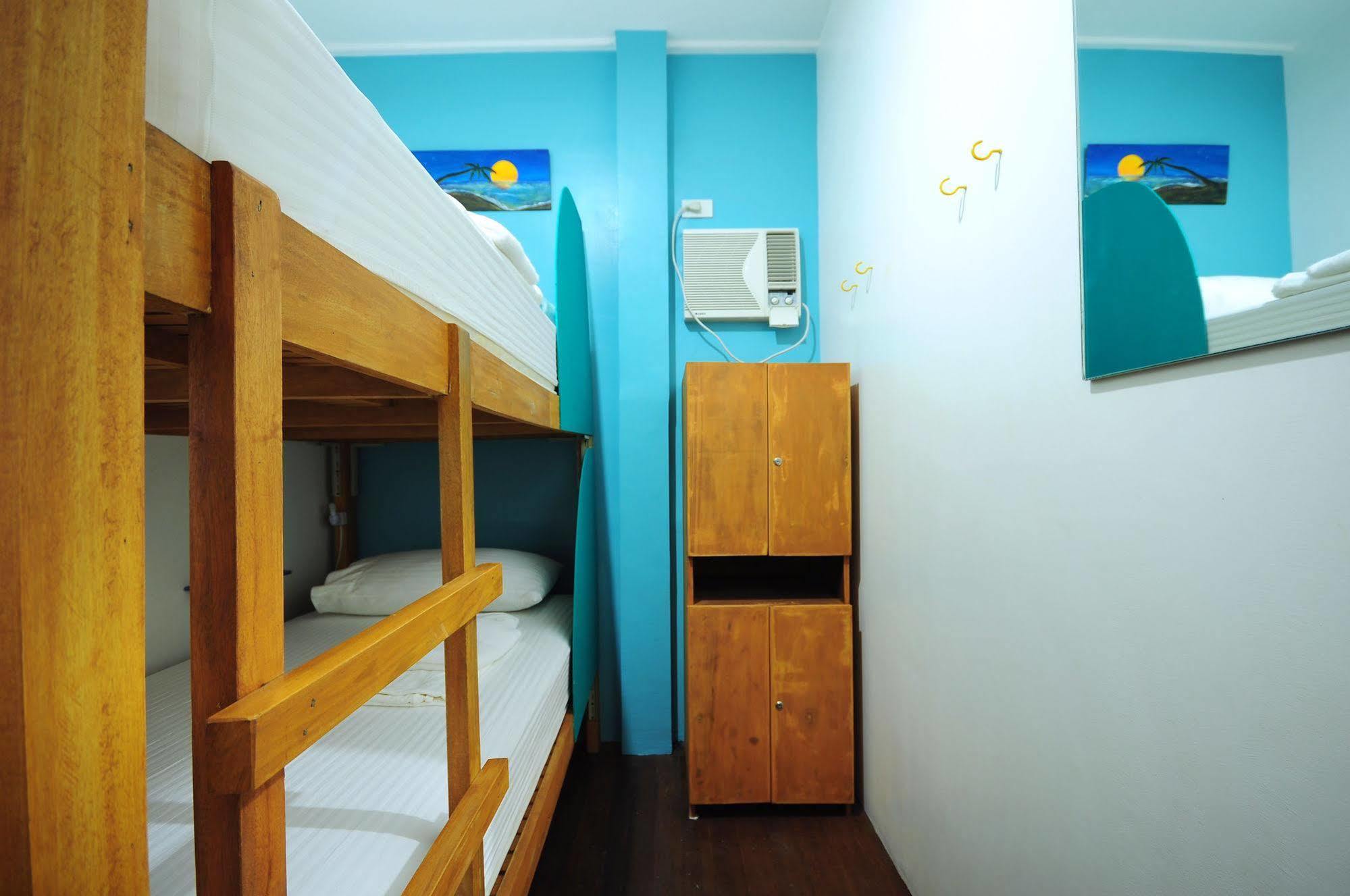 Mnl Boutique Hostel Makati City Exterior foto